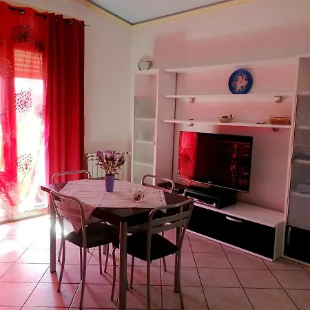 With 2 Bedrooms In With Furnished Balcony 2 Km From The Beach